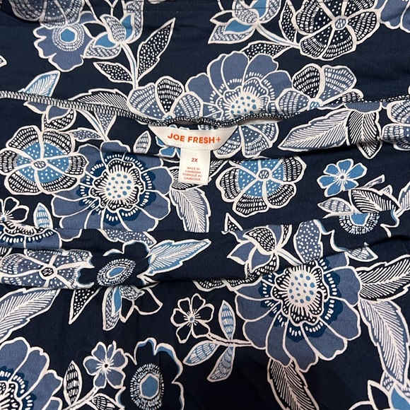 Joe Fresh wide waist skirt - Picture 3 of 3